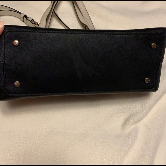 Kate Spade Purse - Picture 4 of 10